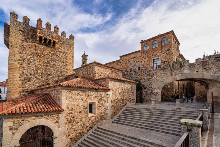 Apto La Almena 2 Junto A Plaza Mayor,2 Habitaciones,Parking Gratuito Caces Esterno foto