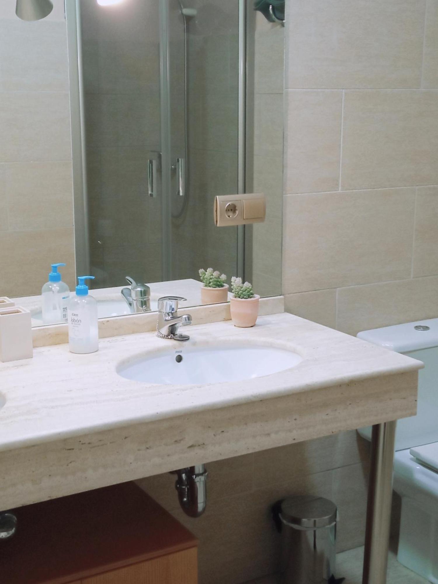 Apto La Almena 2 Junto A Plaza Mayor,2 Habitaciones,Parking Gratuito Caces Esterno foto