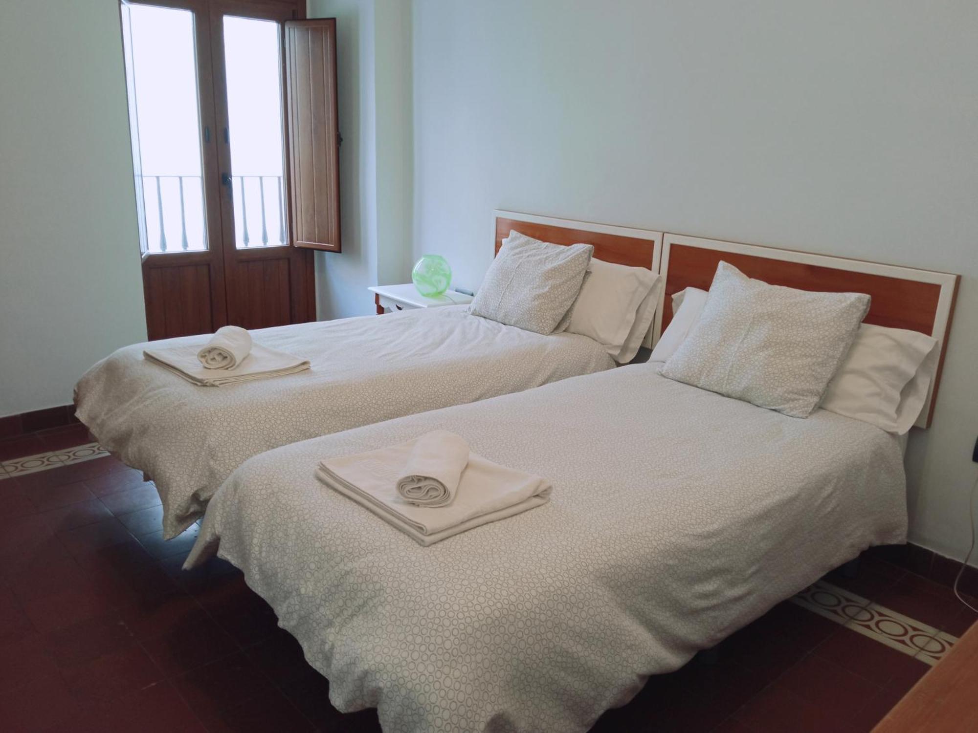 Apto La Almena 2 Junto A Plaza Mayor,2 Habitaciones,Parking Gratuito Caces Esterno foto