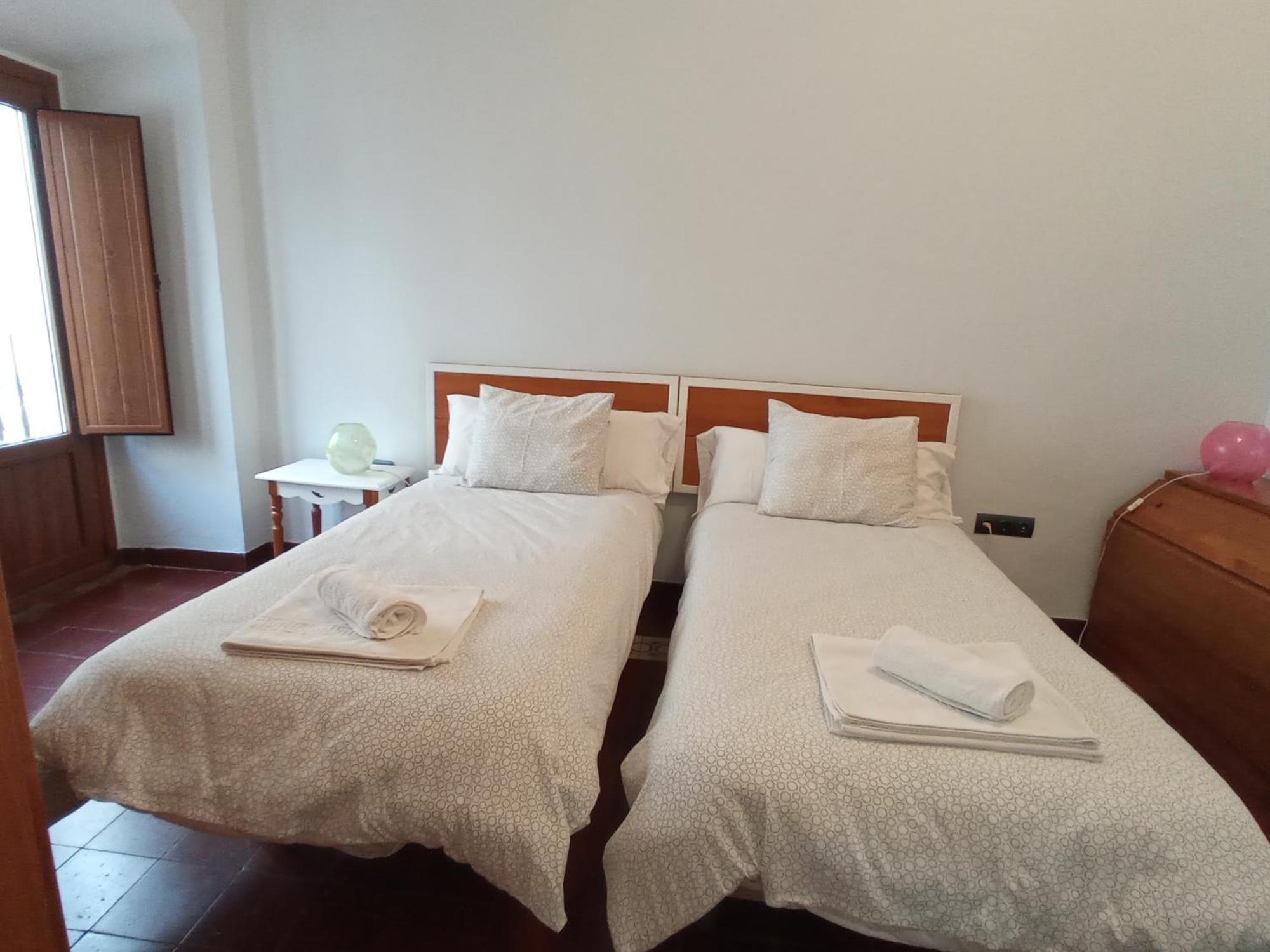 Apto La Almena 2 Junto A Plaza Mayor,2 Habitaciones,Parking Gratuito Caces Esterno foto